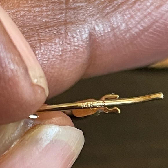 Pair of 14k gold 2 tone earrings - Picture 2 of 4